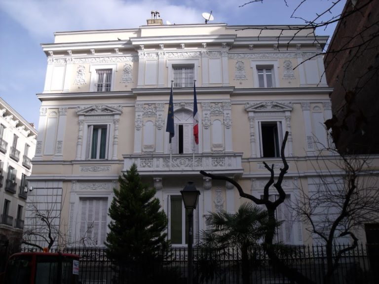 Escaparate Embajada de Francia