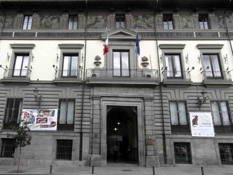 Escaparate Instituto de Cultura Italiana