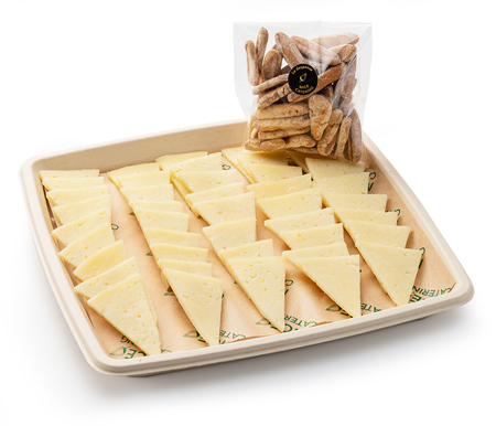Bandeja de queso manchego con picos gourmet (bandeja para 24pax)