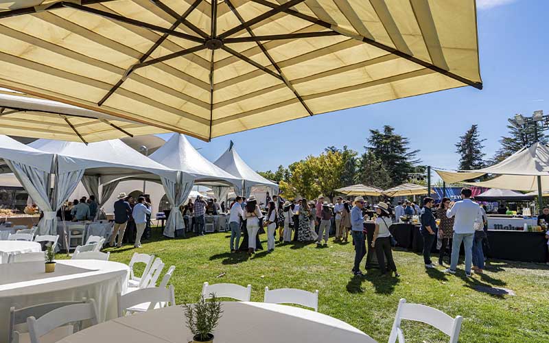 Evento al aire libre jardín en septiembre